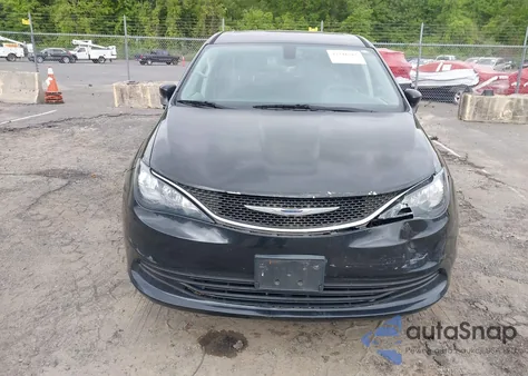 2017 Chrysler Pacifica Lx z USA, uszkodzony, nr VIN 2C4RC1CG0HR502893